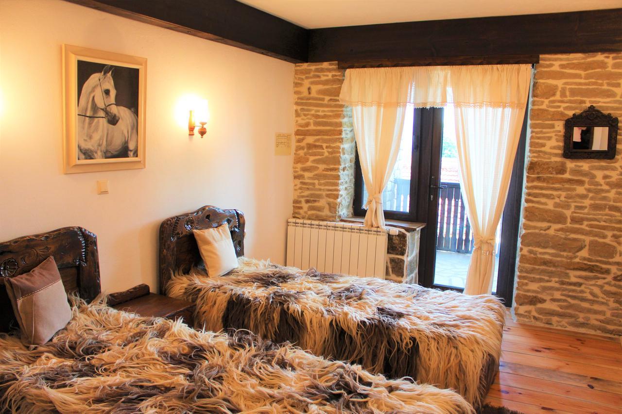 Hotel Sokay Трявна Экстерьер фото