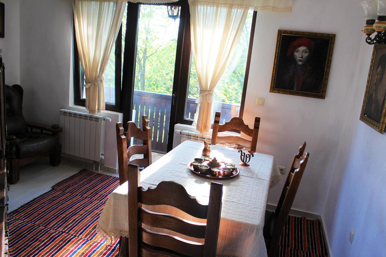 Hotel Sokay Трявна Экстерьер фото