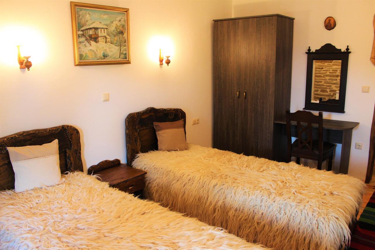 Hotel Sokay Трявна Экстерьер фото